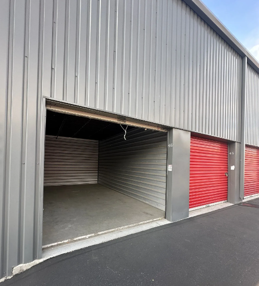 All Locked Up RV & Boat Storagee in CA ,91384